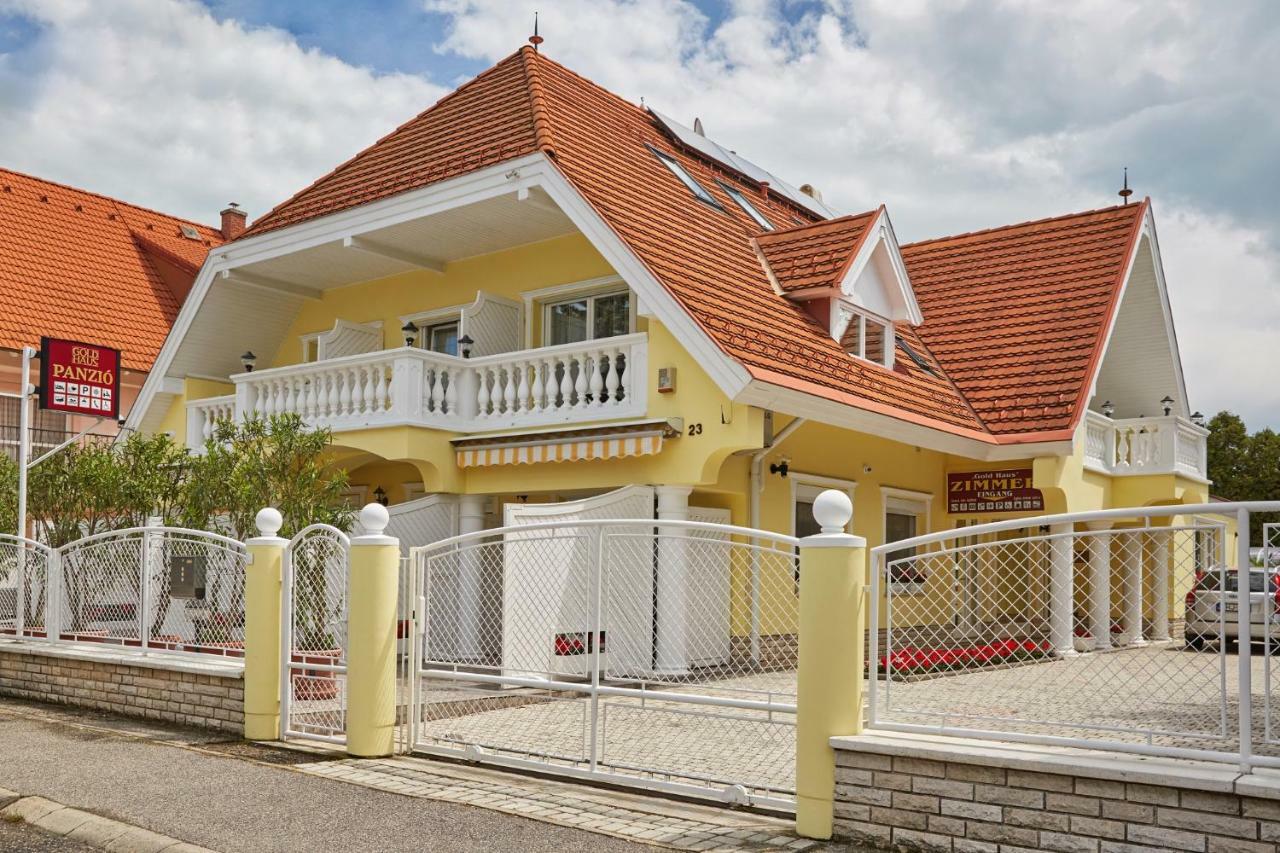 Gold House Pension Bed and Breakfast Balatonfüred Buitenkant foto